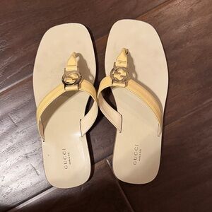 Gucci Women's Sandals in Yellow and Cream